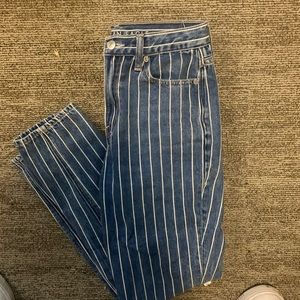 American Eagle Mom Jeans
